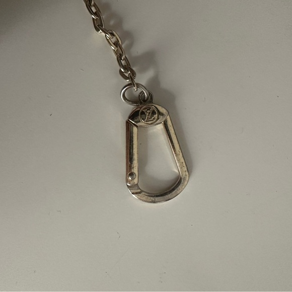 authentic Louis Vuitton coin purse - Picture 2 of 3